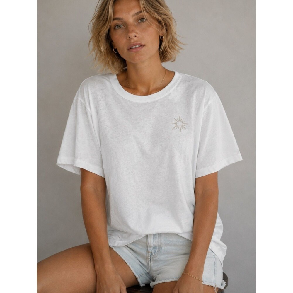 NWT Aerie Oversized White Graphic Tee Sun Graphic 100% Cotton XS